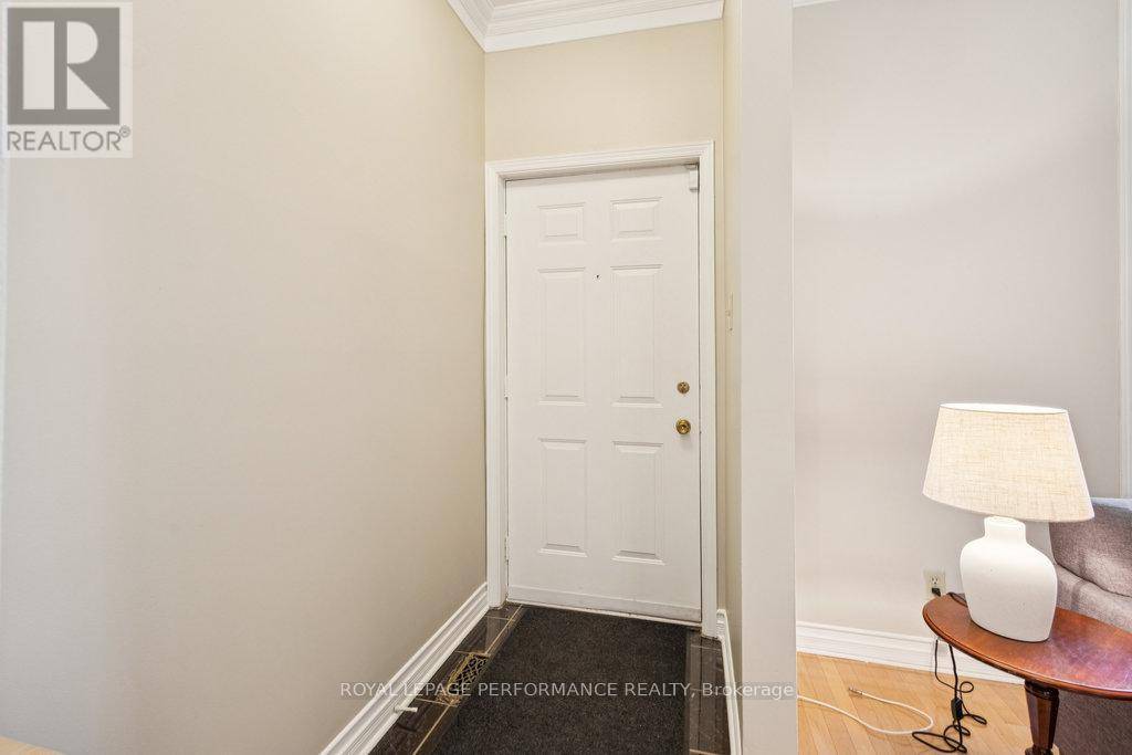 Ottawa, ON K1N6K4,254 STEWART STREET