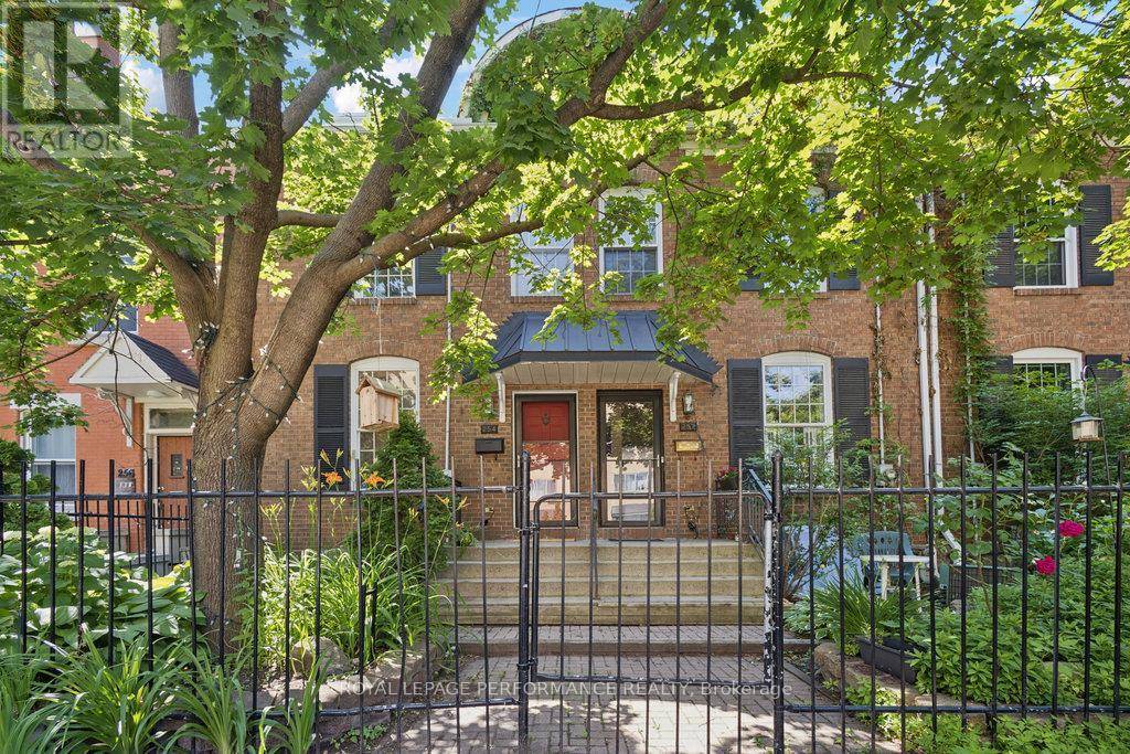 254 STEWART STREET, Ottawa, ON K1N6K4