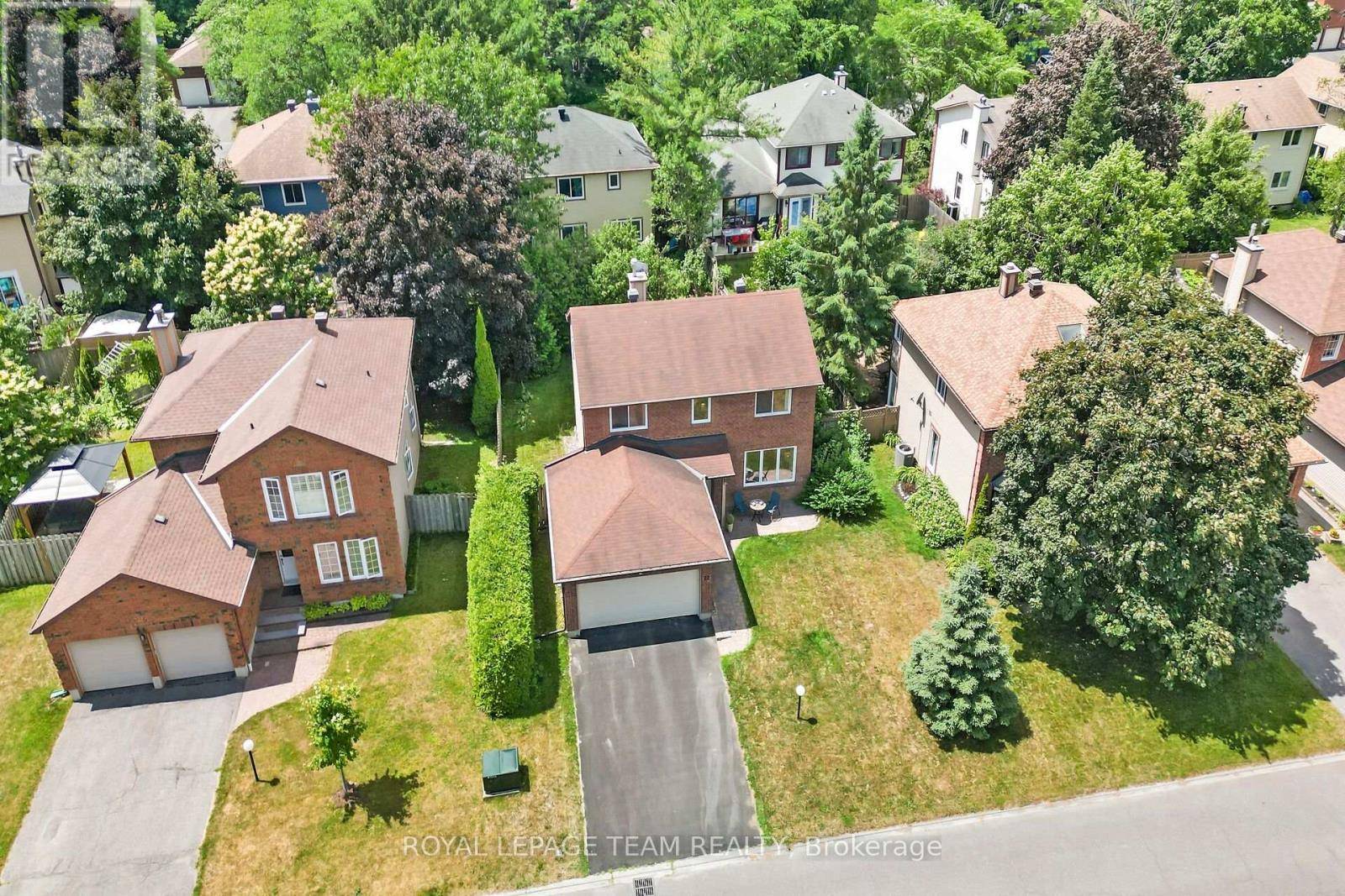 Ottawa, ON K2L3S6,22 HEWITT WAY