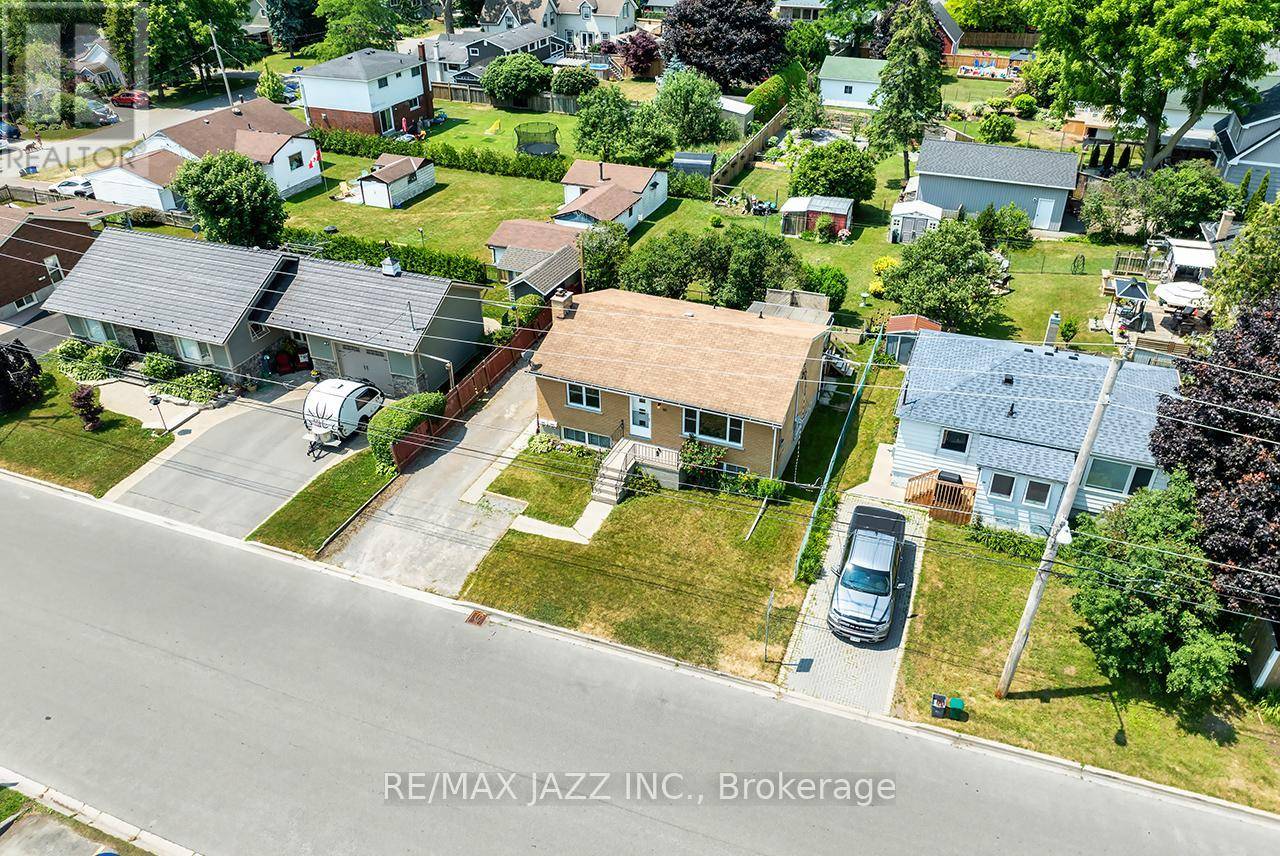 Cobourg, ON K9A3Z7,89 D'ARCY STREET