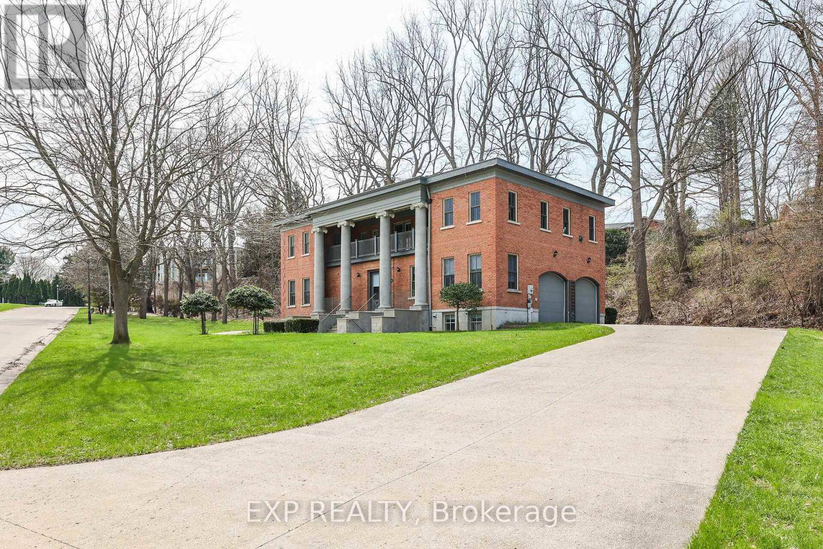 Niagara Falls (stamford), ON L2J4L6,6638 CALAGUIRO DRIVE