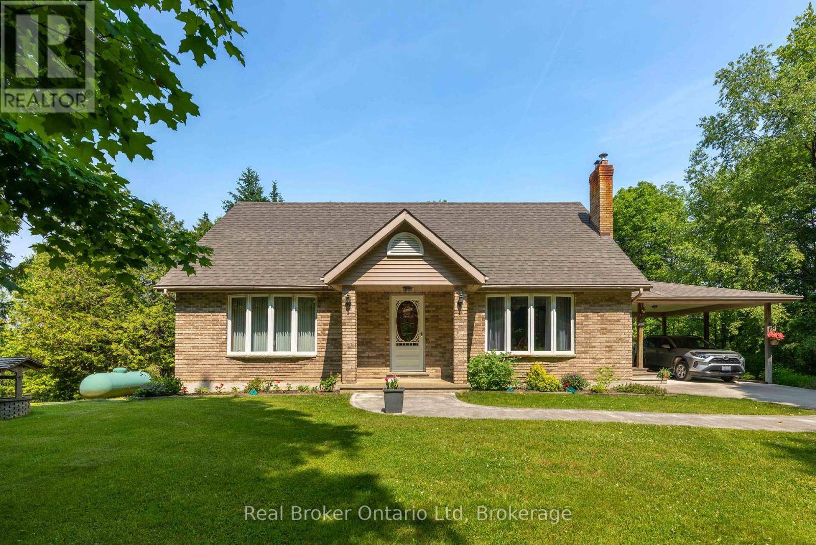 South Bruce Peninsula, ON N0H1A0,203 SIDEROAD 5