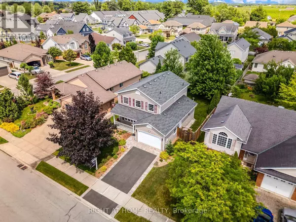 Niagara-on-the-lake (virgil), ON L0S1T0,11 HOPE AVENUE