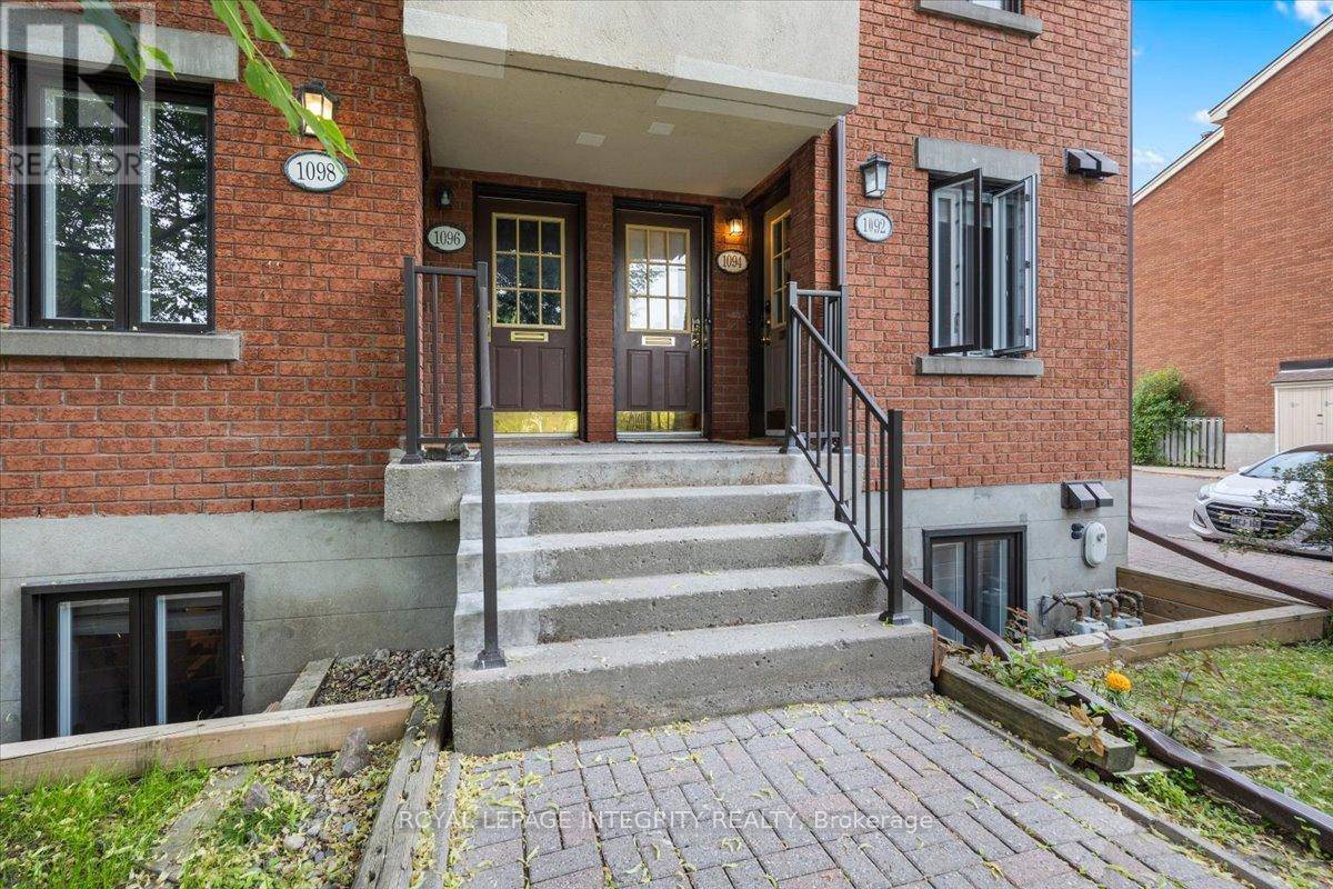 Ottawa, ON K1K0C3,1094 BLASDELL AVENUE