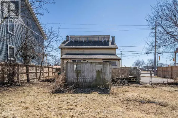 Kingston (central City West), ON K7M2G5,789 KING STREET W