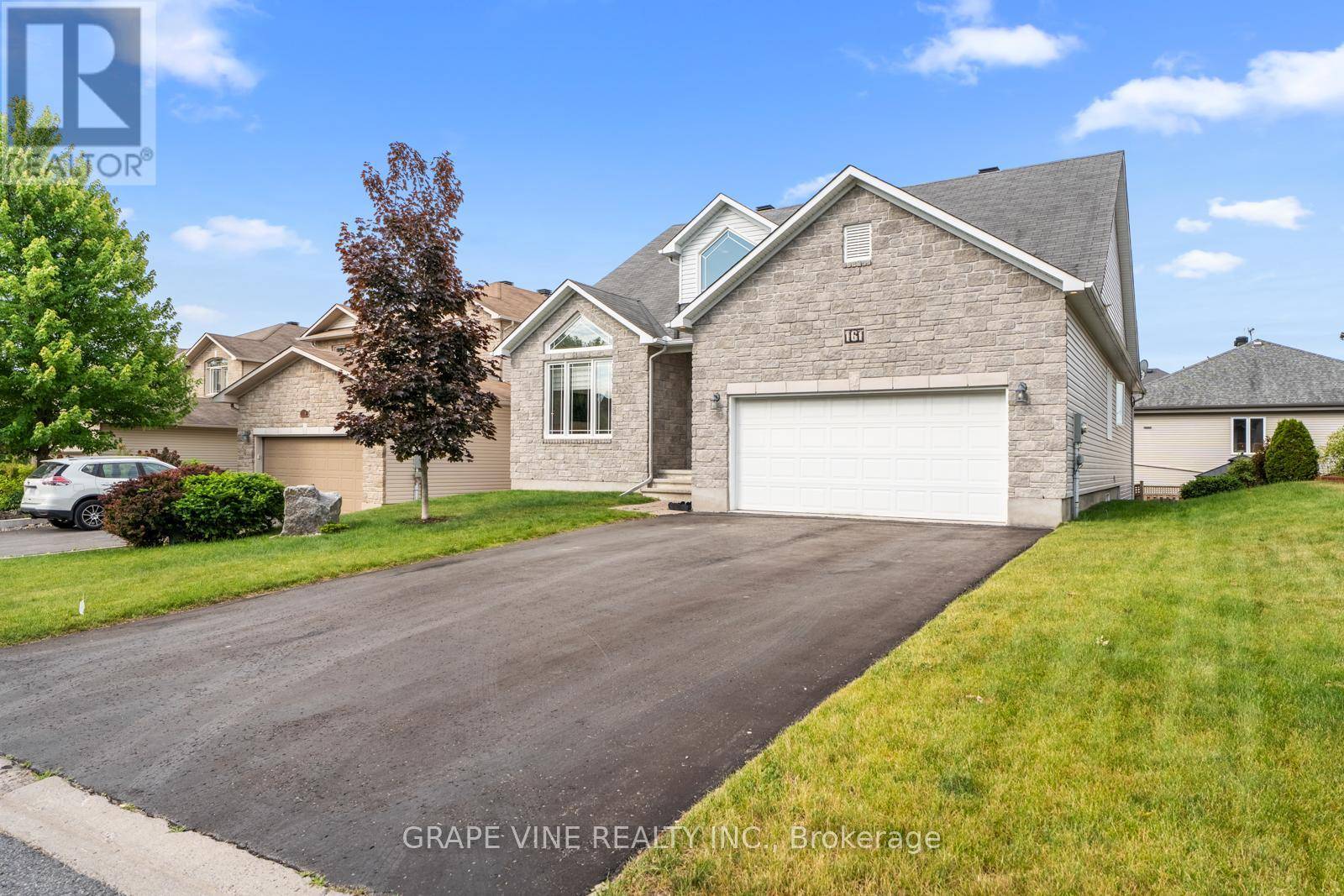 Clarence-rockland, ON K4K0G3,161 OPALE STREET