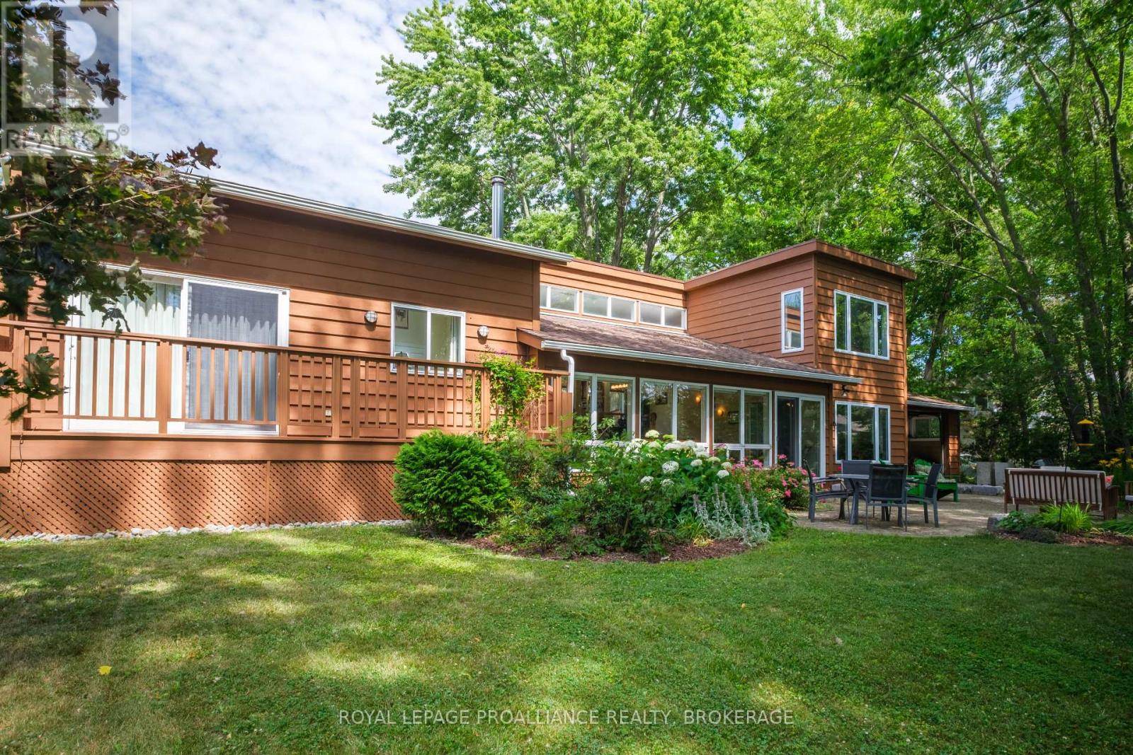 Greater Napanee (greater Napanee), ON K7R3K7,26 SUNSET LANE