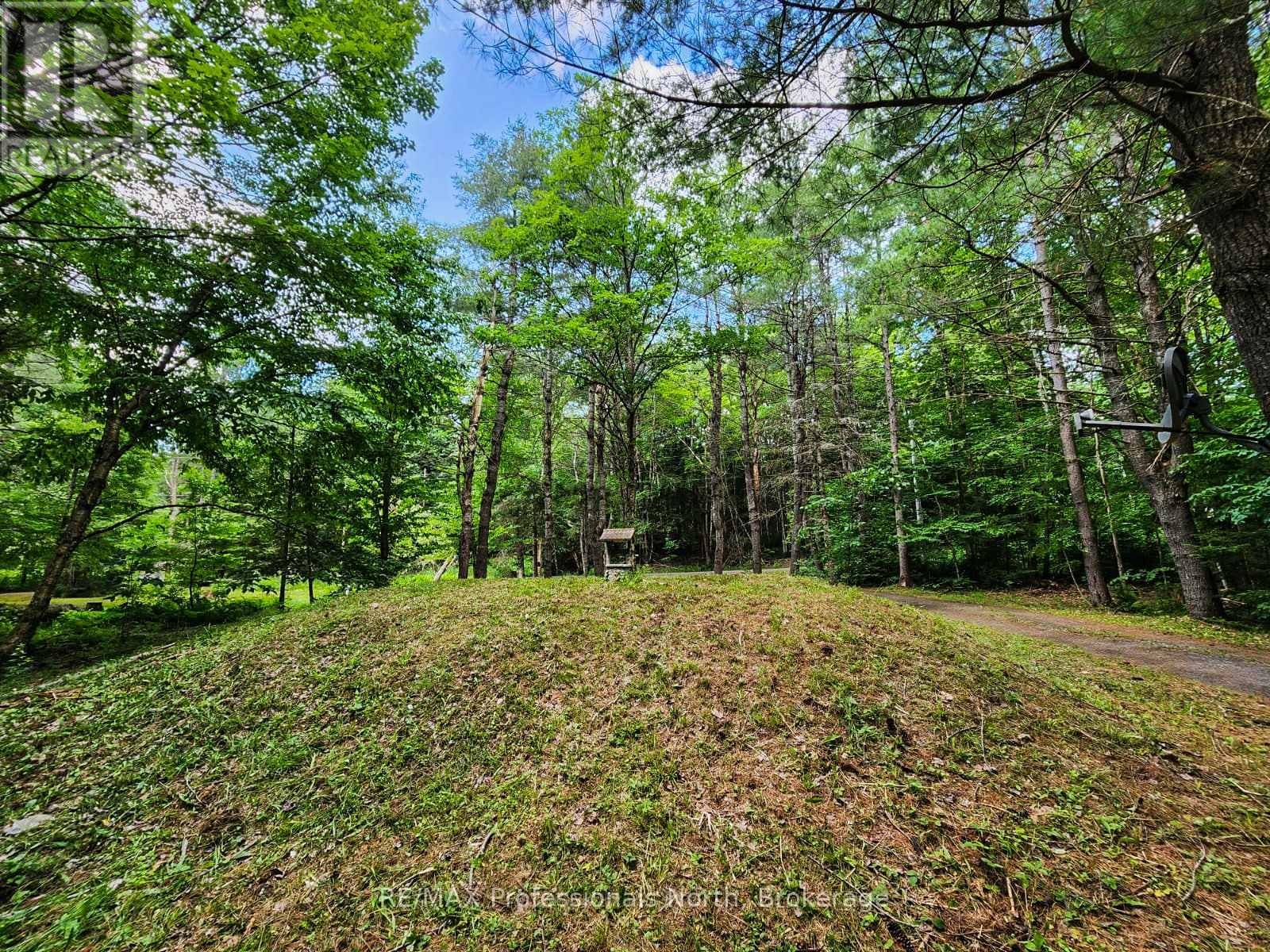 Bracebridge (macaulay), ON P1L1W9,1068 HOLIDAY PARK DRIVE