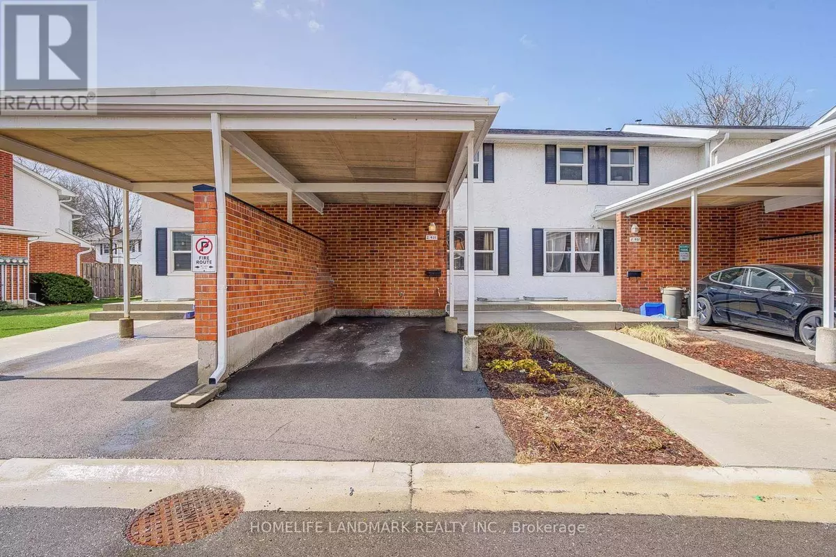 Waterloo, ON N2L5S7,401 Keats WAY #2