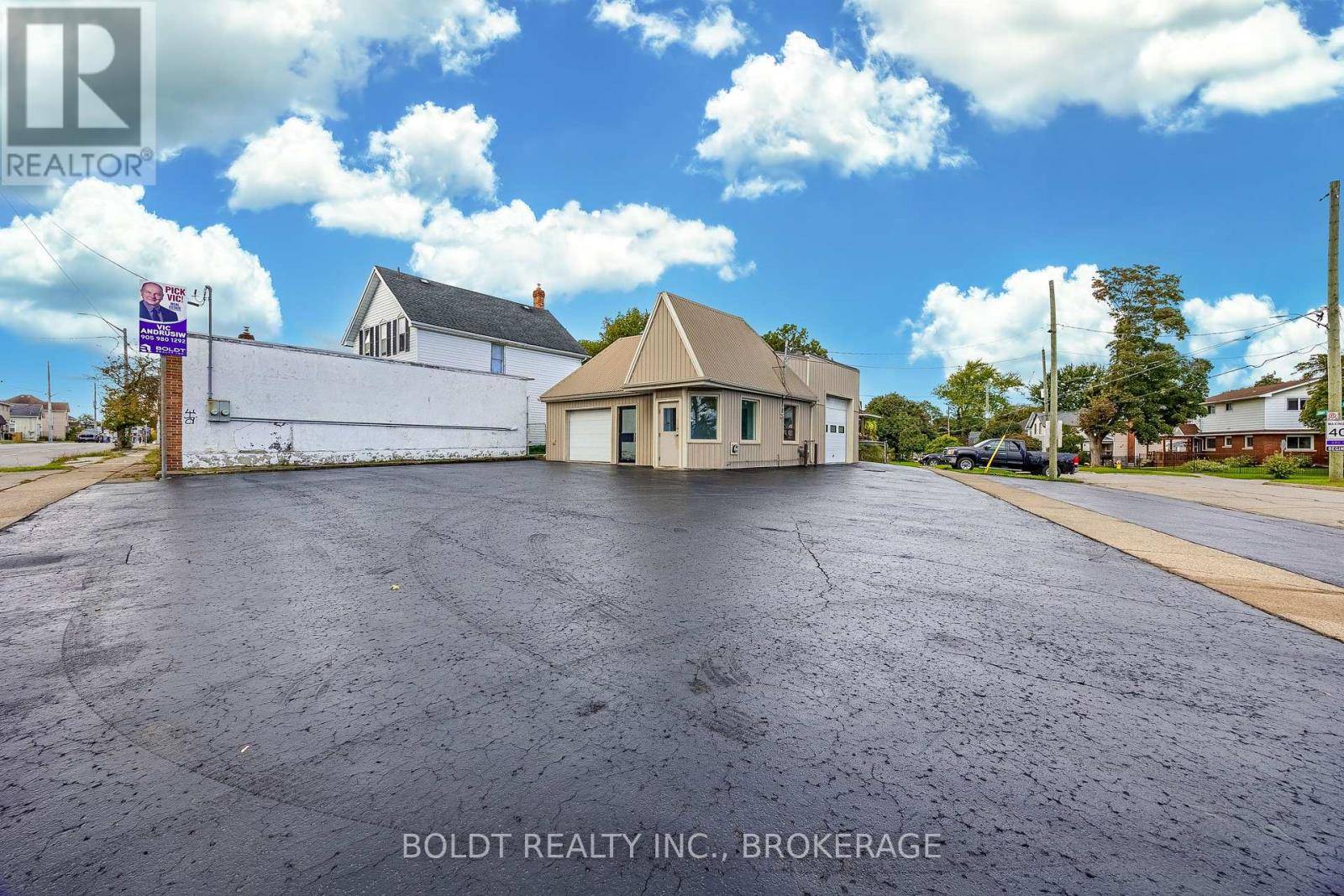 137 NIAGARA STREET, St. Catharines (downtown), ON L2R4L6