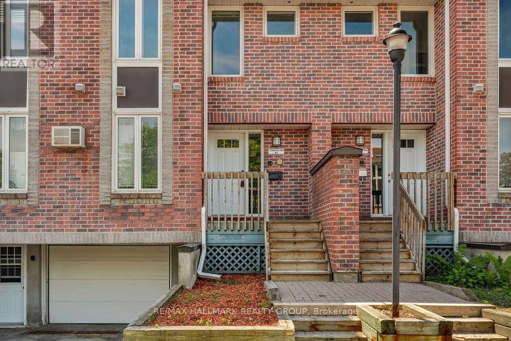 Ottawa, ON K2H9M7,1 Timberview WAY #4