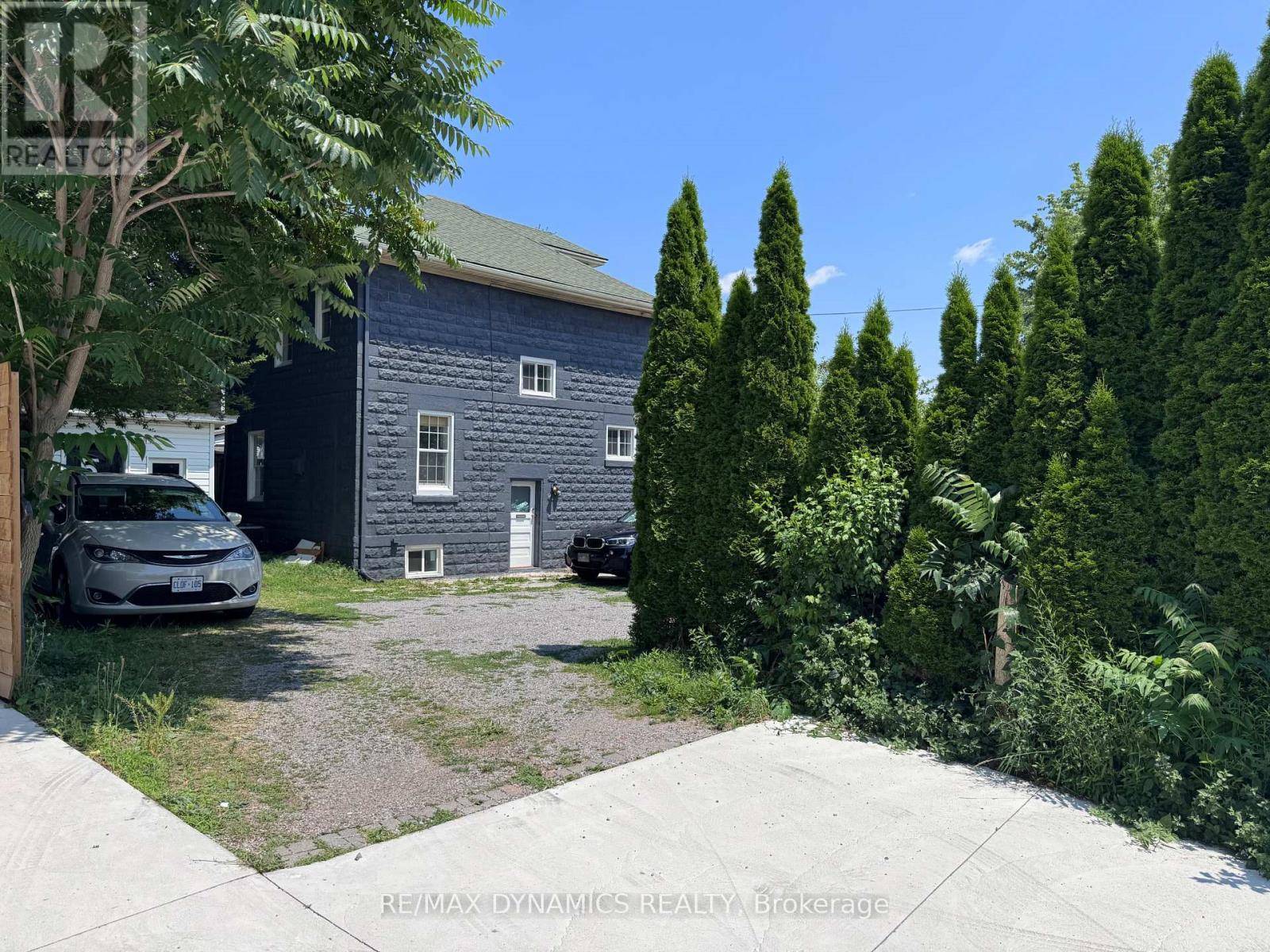 Niagara Falls (downtown), ON L2E3V2,5463 PALMER AVENUE