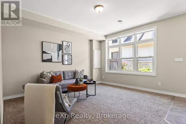 Guelph (downtown), ON N1H0A4,74A CARDIGAN STREET