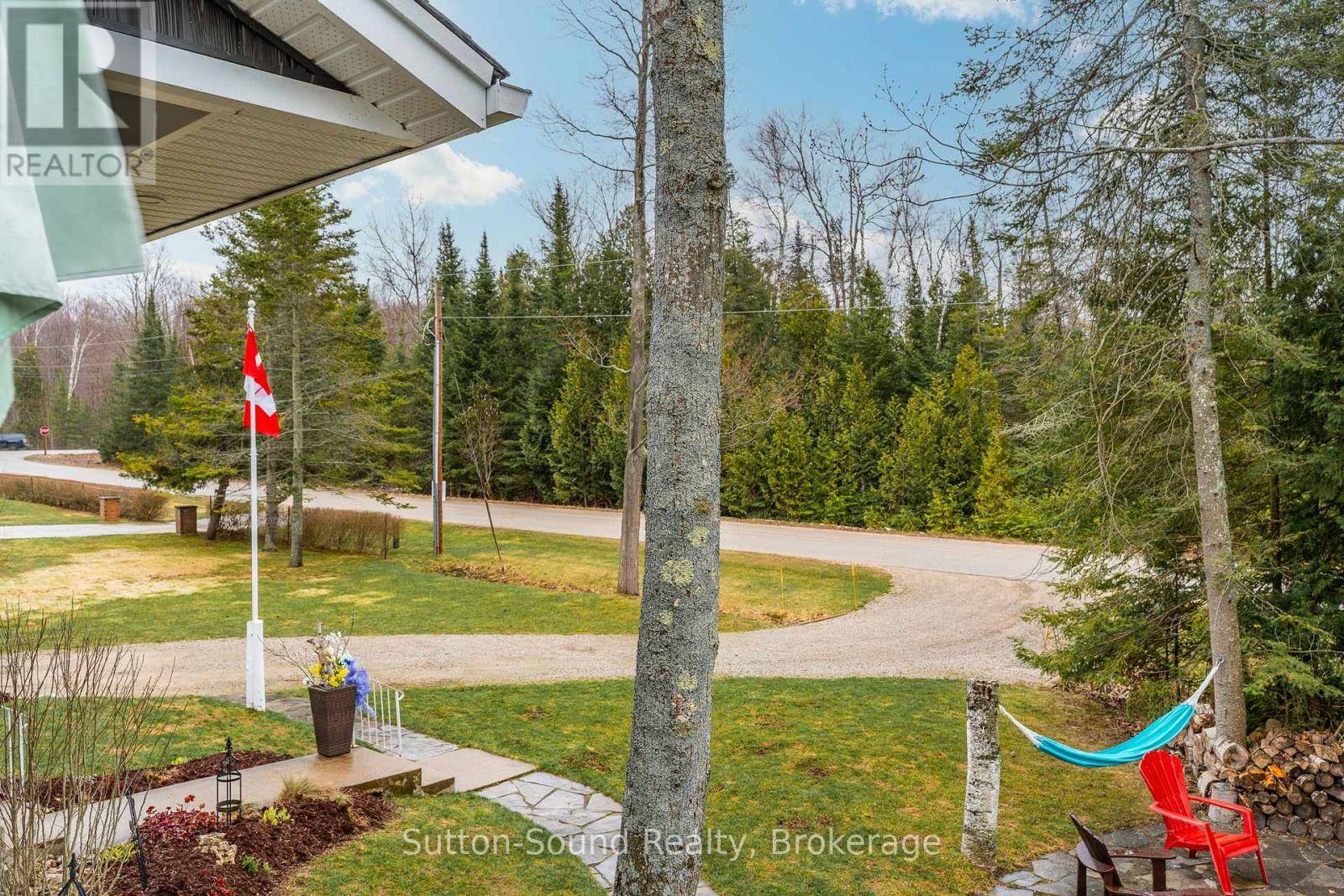 South Bruce Peninsula, ON N0H2G0,403 SIMCOE AVENUE