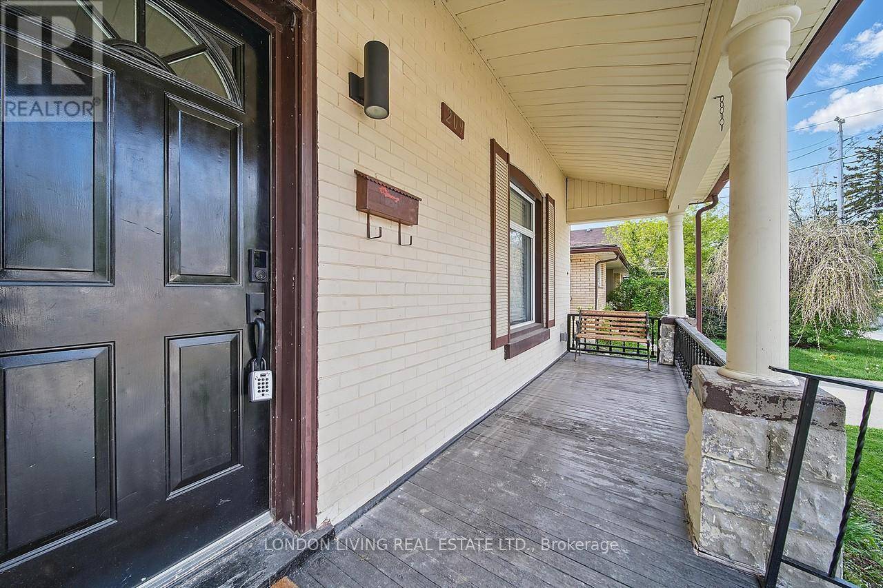London South (south F), ON N6C3M6,209 CATHCART STREET