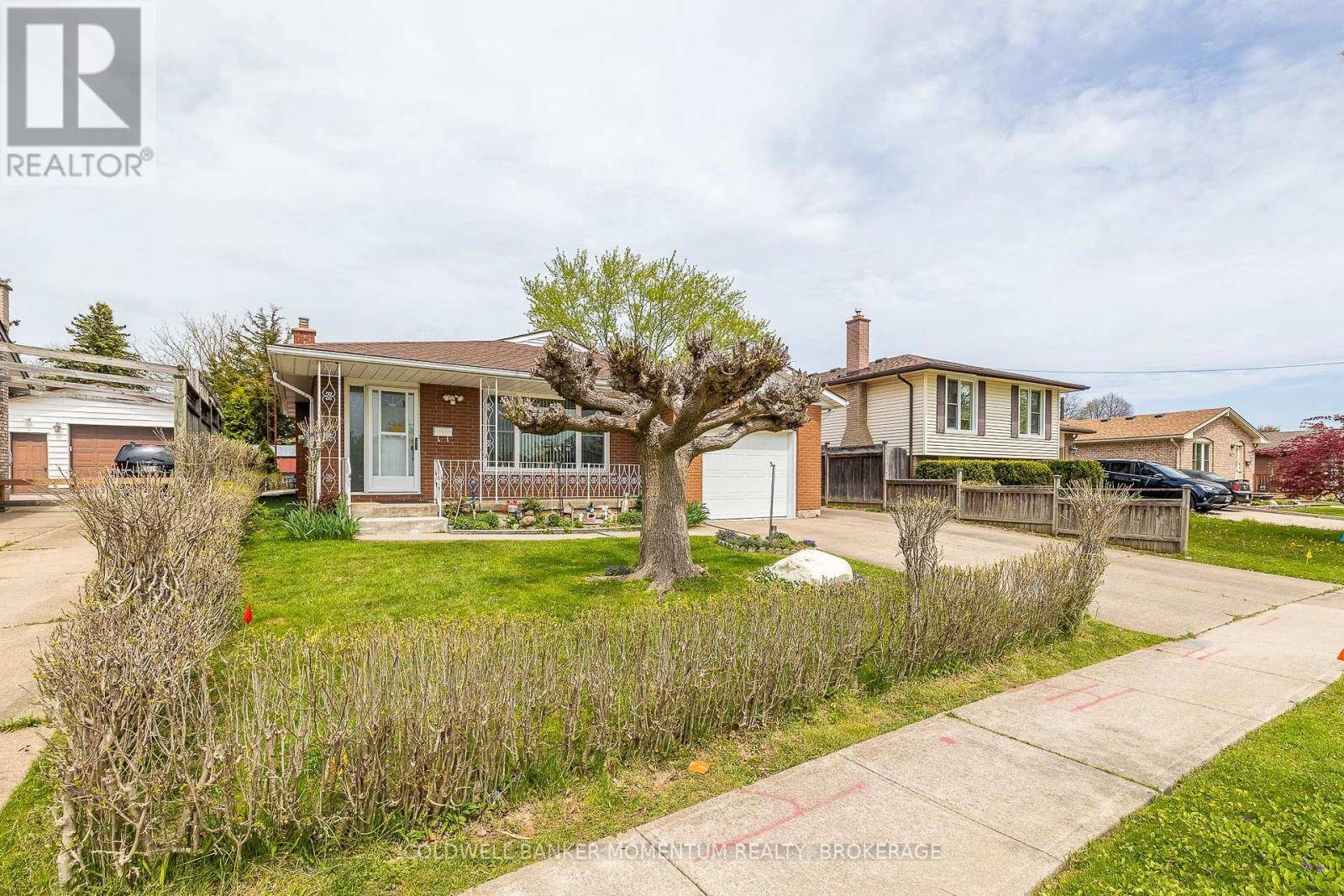 Niagara Falls (ascot), ON L2H2A9,4177 BROOKDALE DRIVE
