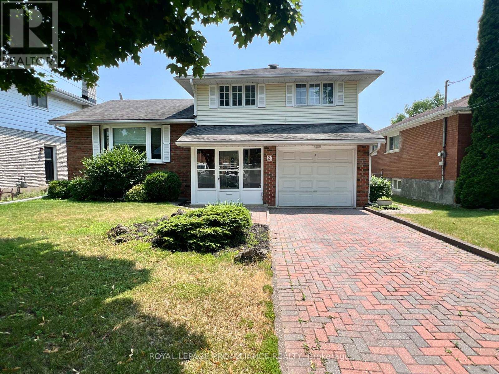 21 DUNNETT BOULEVARD, Belleville (belleville Ward), ON K8P4M7