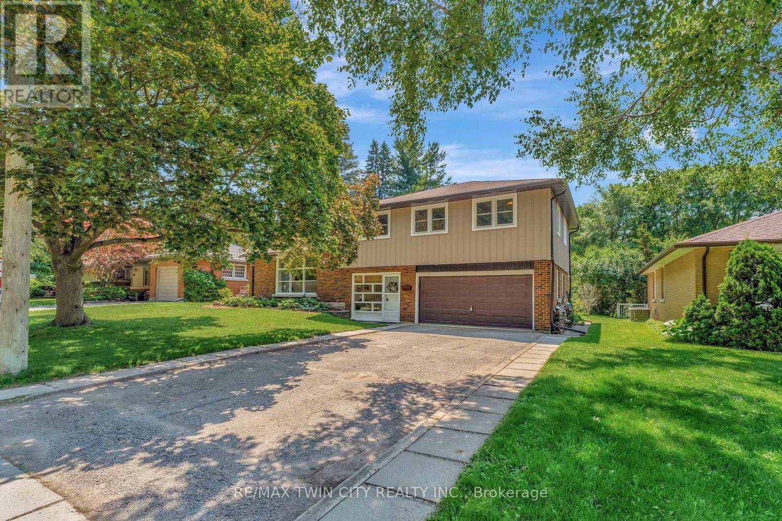 66 HIGHLAND CRESCENT, Cambridge, ON N1S1L9