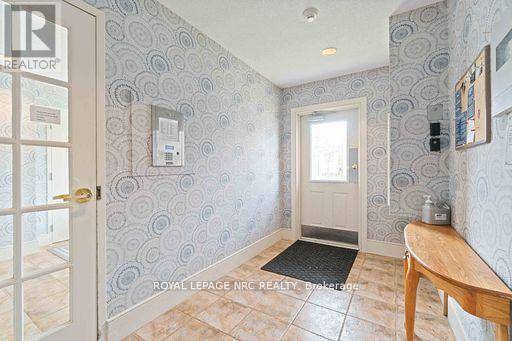 Lincoln (lincoln-jordan/vineland), ON L0R2C0,4090 John Charles BLVD #203