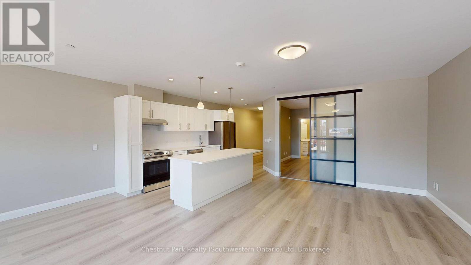 2 QUEBEC ST #201, Guelph (downtown), ON N1H2T2