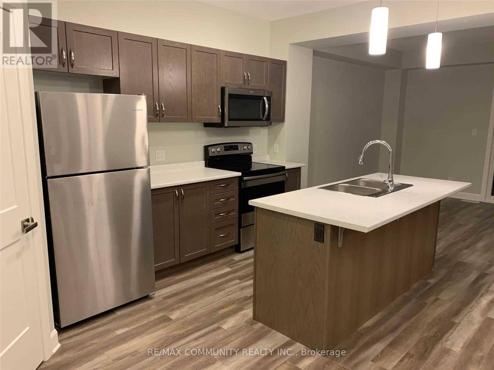 Kingston (city Northwest), ON K7M3L8,1209 MAX CRESCENT
