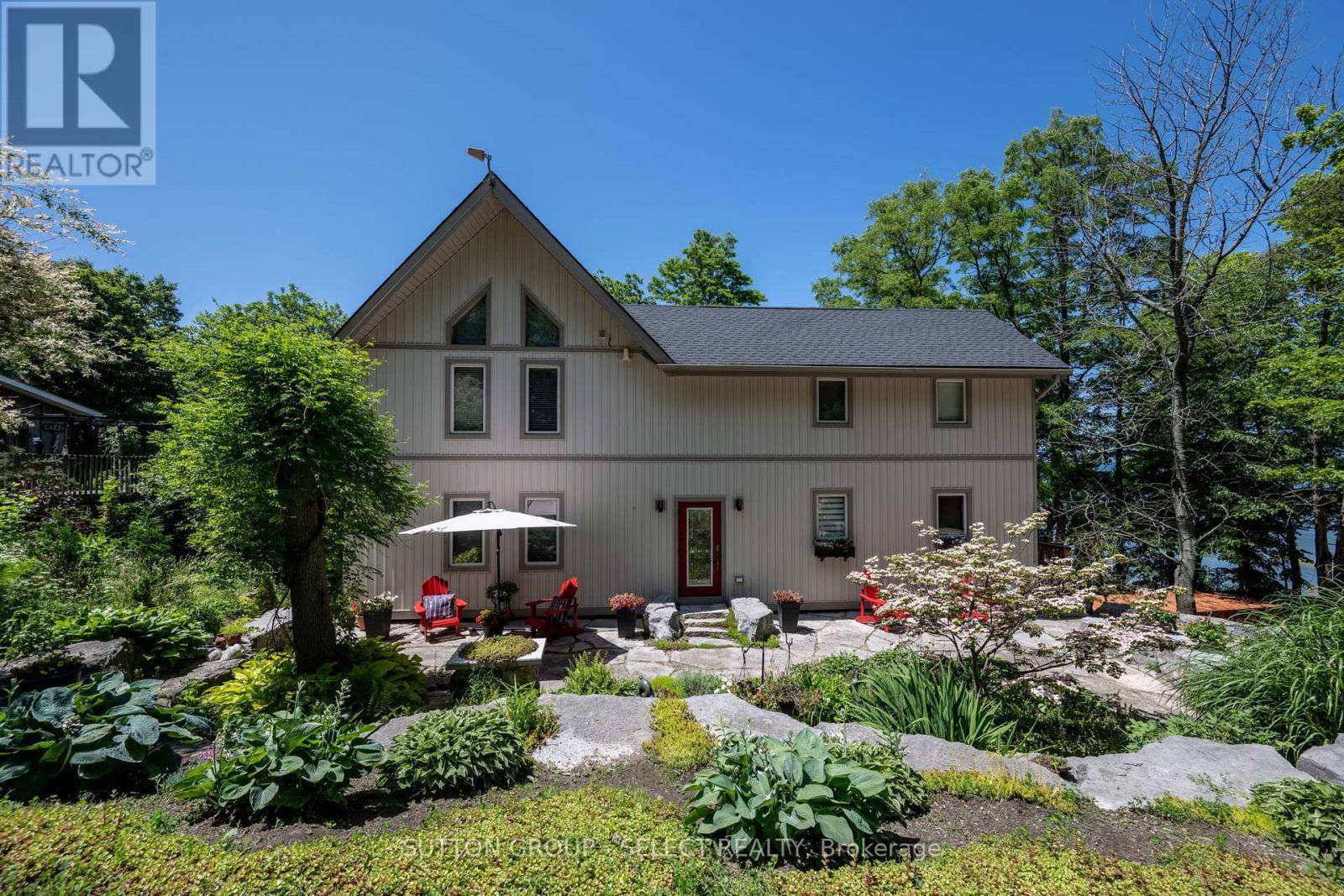 Lambton Shores (forest), ON N0N1J7,5284 CLIFF ROAD