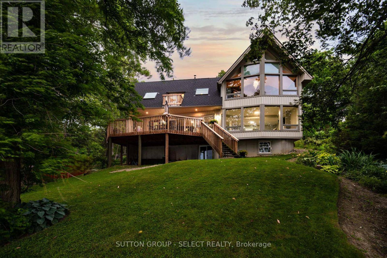 5284 CLIFF ROAD, Lambton Shores (forest), ON N0N1J7