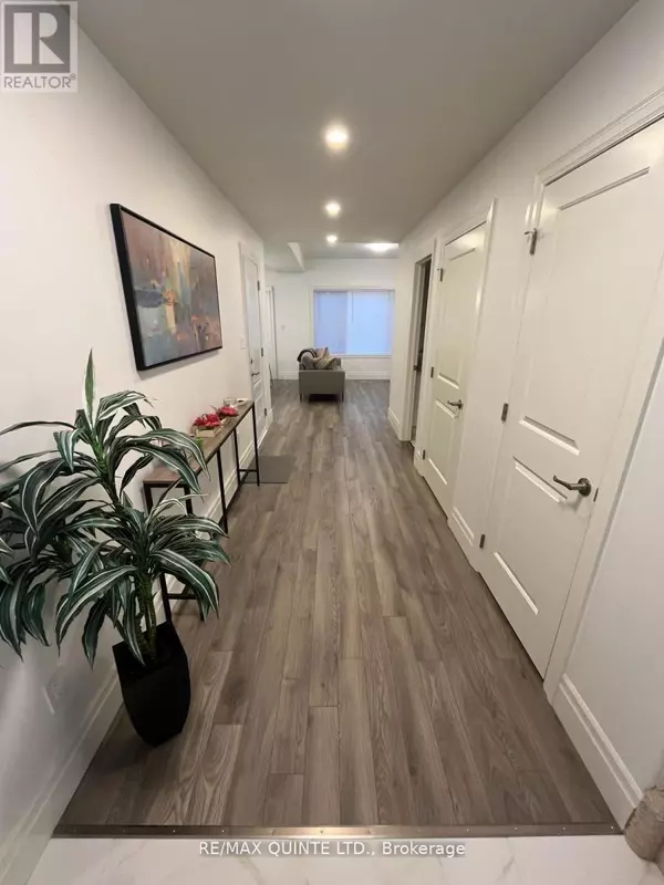 Prince Edward County (picton Ward), ON K0K2T0,54 CAMPBELL CRESCENT