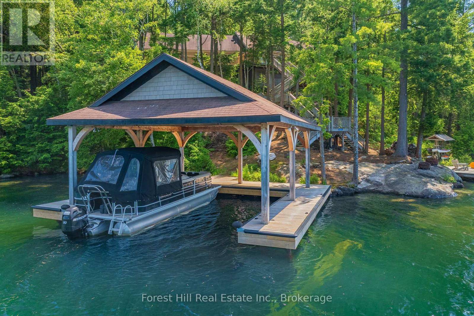 Muskoka Lakes (cardwell), ON P0B1M0,1 SL 19 ROBERTS ISLAND