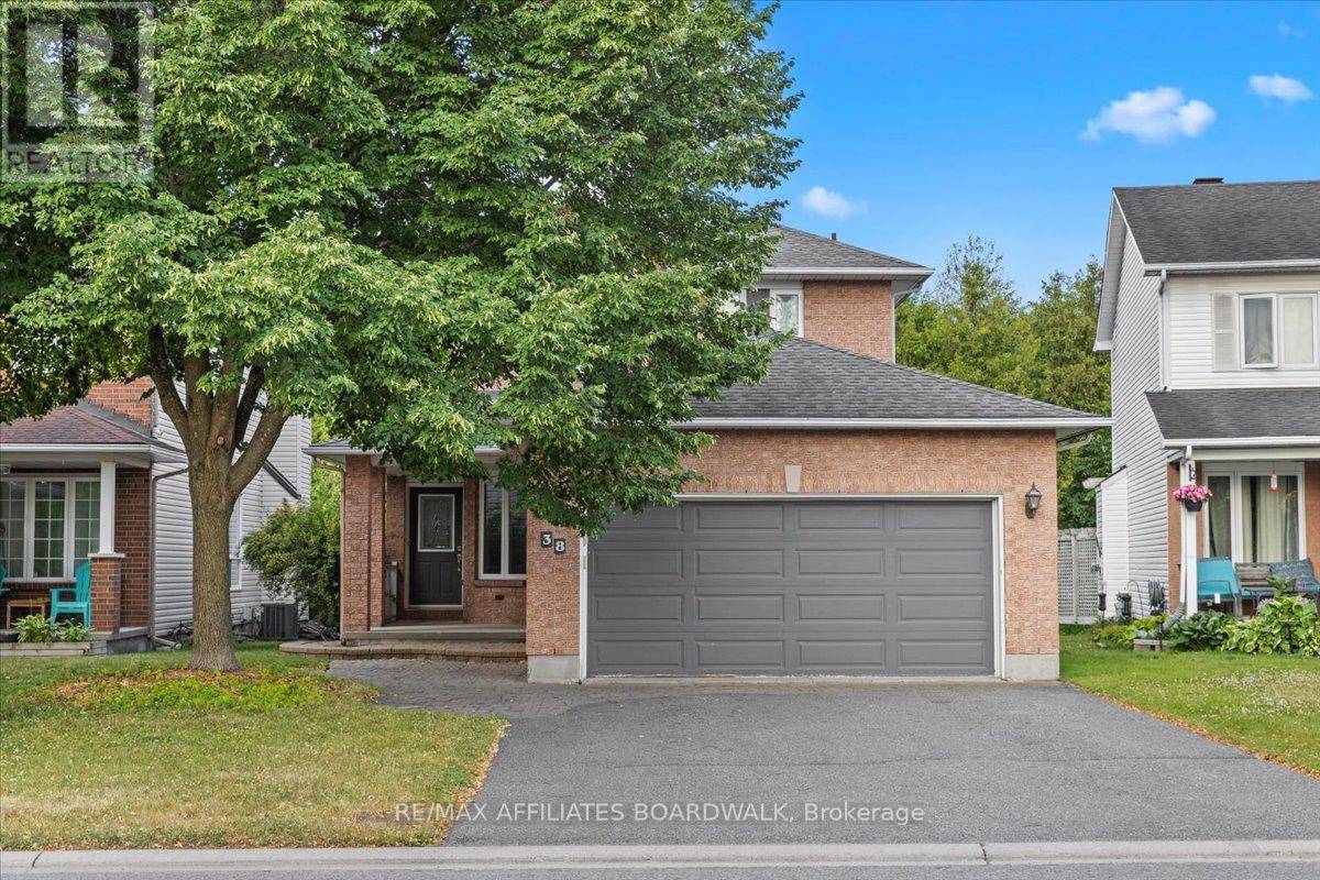 Ottawa, ON K2S1S4,38 STONEPATH CRESCENT