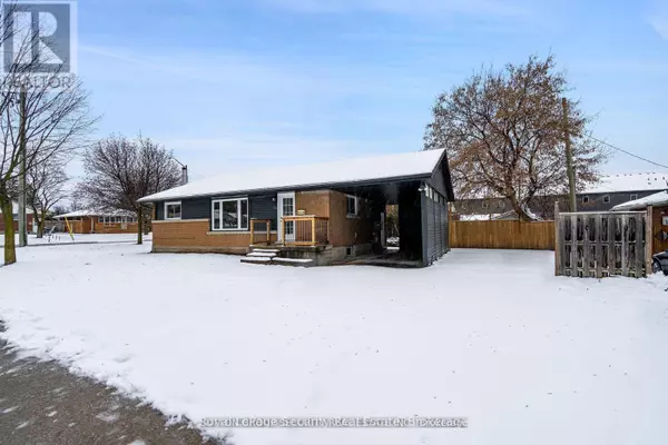 183 SEKURA STREET, Cambridge, ON N1R3R2
