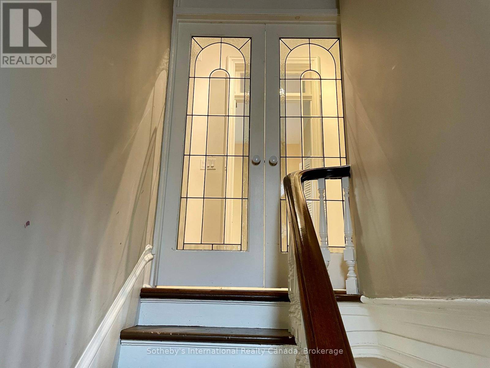 Hamilton (durand), ON L8P3C8,203 MacNab ST South #6