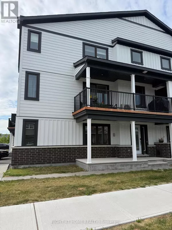 520 WOVEN PRIVATE, Ottawa, ON K2S1B9