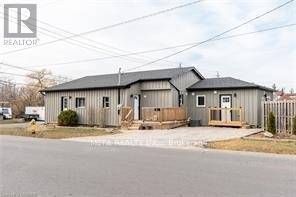 1 Bloomfield AVE #2, St. Catharines (secord Woods), ON L2P1W8
