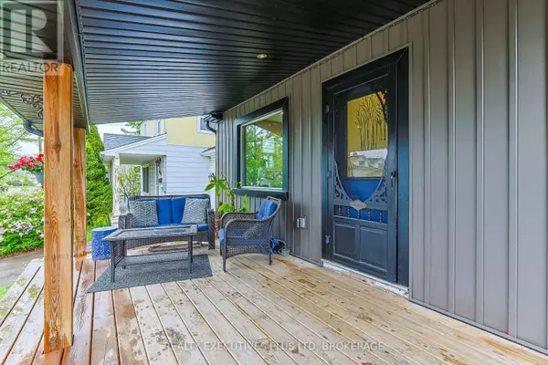 Niagara Falls (dorchester), ON L2G2E9,6435 TAYLOR STREET