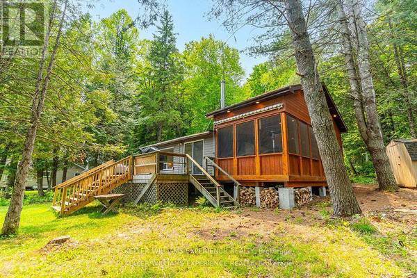 Minden Hills (minden), ON K0M2K0,1049 ELSIE BAY ROAD