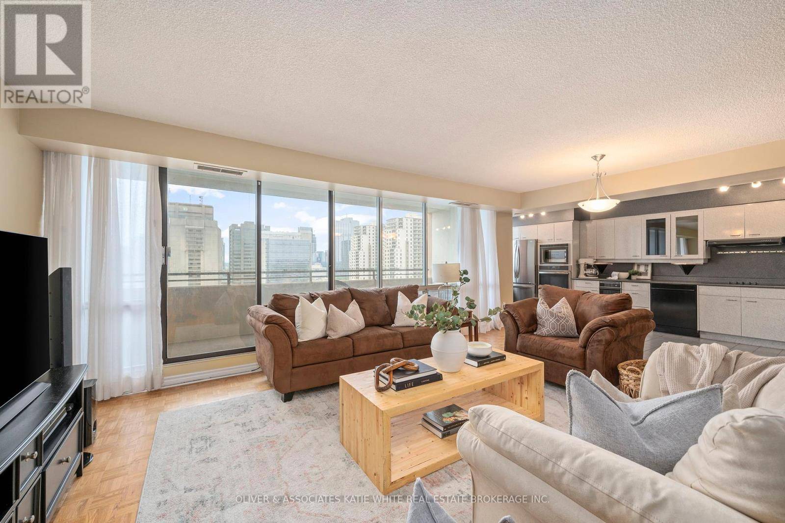 London East (east K), ON N6B3L6,380 King ST #1507