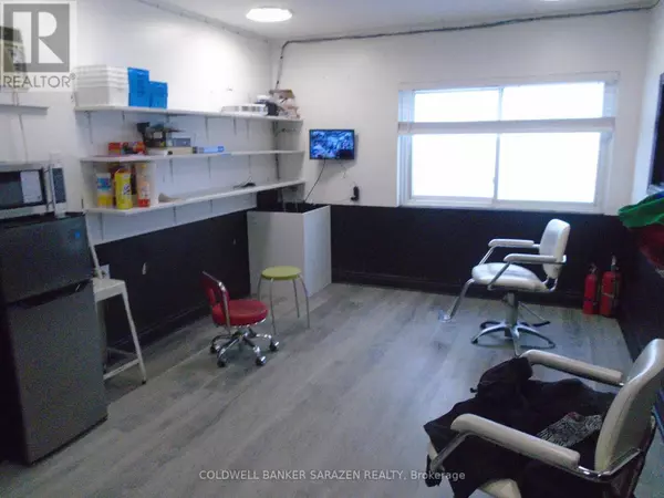 Ottawa, ON K1K3B3,908 ST LAURENT BOULEVARD S