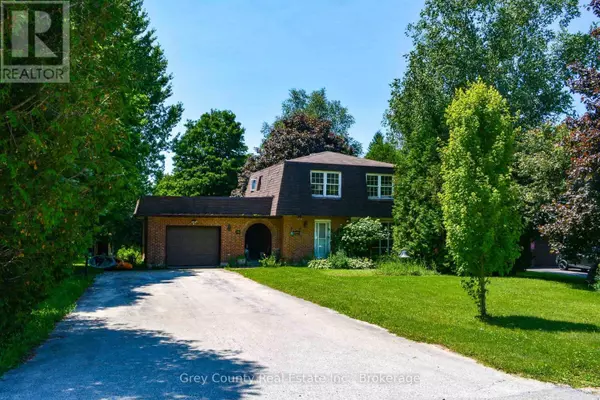 West Grey, ON N0C1H0,102 GLENWOOD PLACE