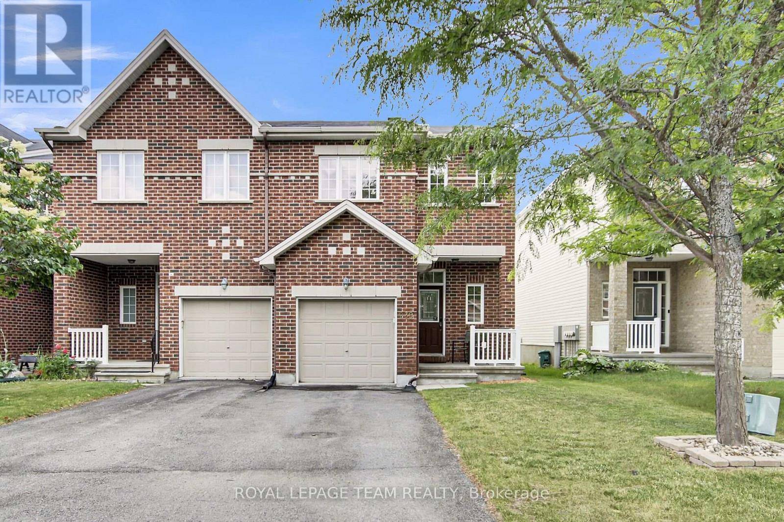 239 WAYMARK CRESCENT, Ottawa, ON K2M0A6