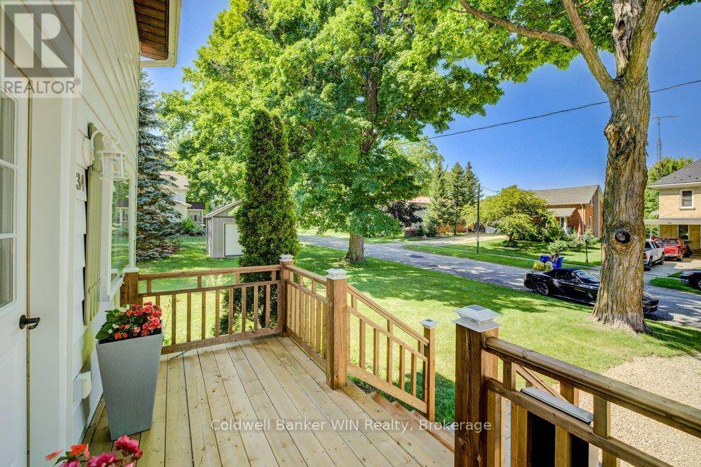 Minto, ON N0G1M0,34 CLARKE STREET S