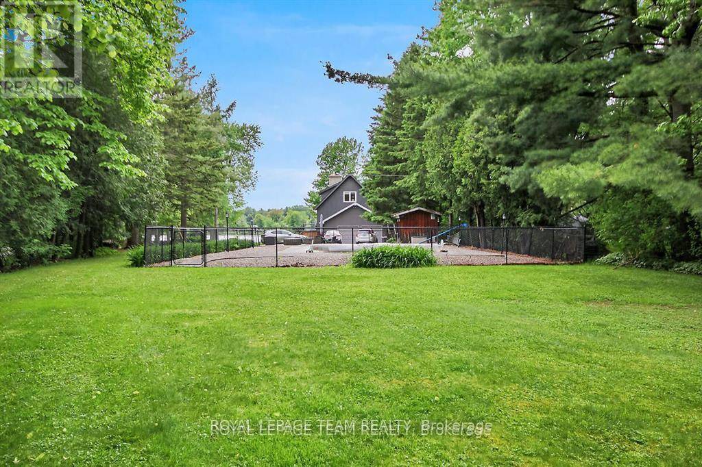 North Grenville, ON K0G1J0,3758 MAPLESHORE DRIVE