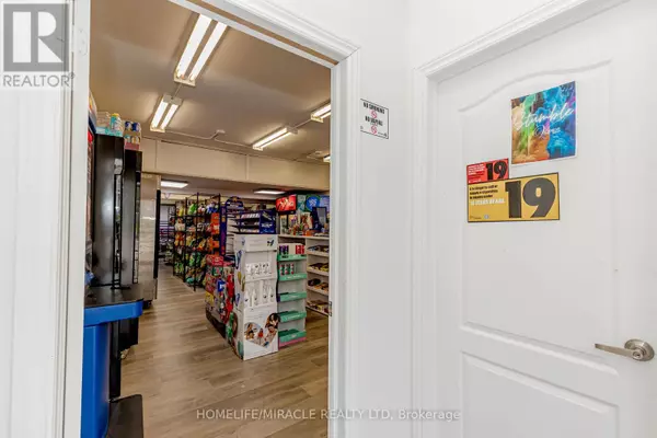 Cambridge, ON N3C2N7,136 COOPER STREET