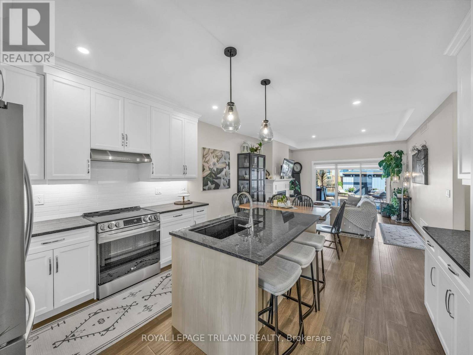 Chatham-kent, ON N7L0G7,104 BRIGHTON PLACE