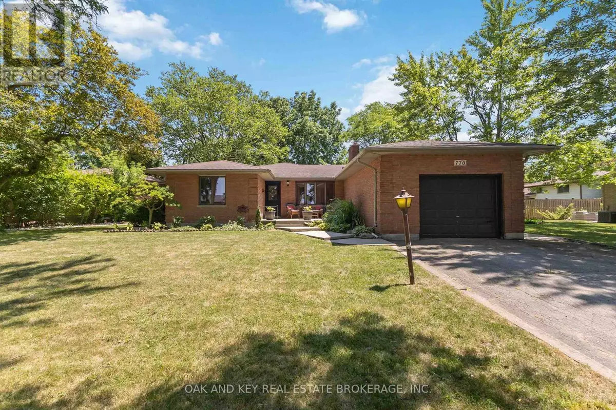 London South (south O), ON N6J2Y7,770 GALLOWAY CRESCENT