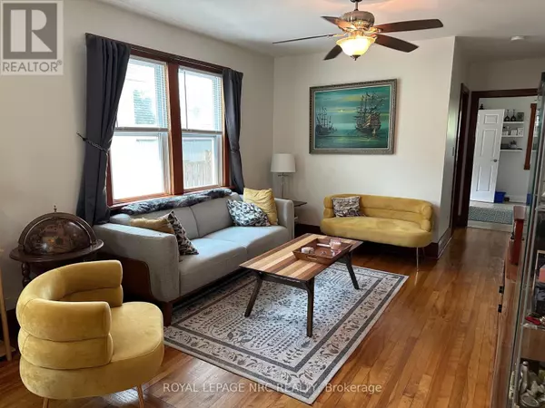 Welland (lincoln/crowland), ON L3B2Z7,270 BEATRICE STREET