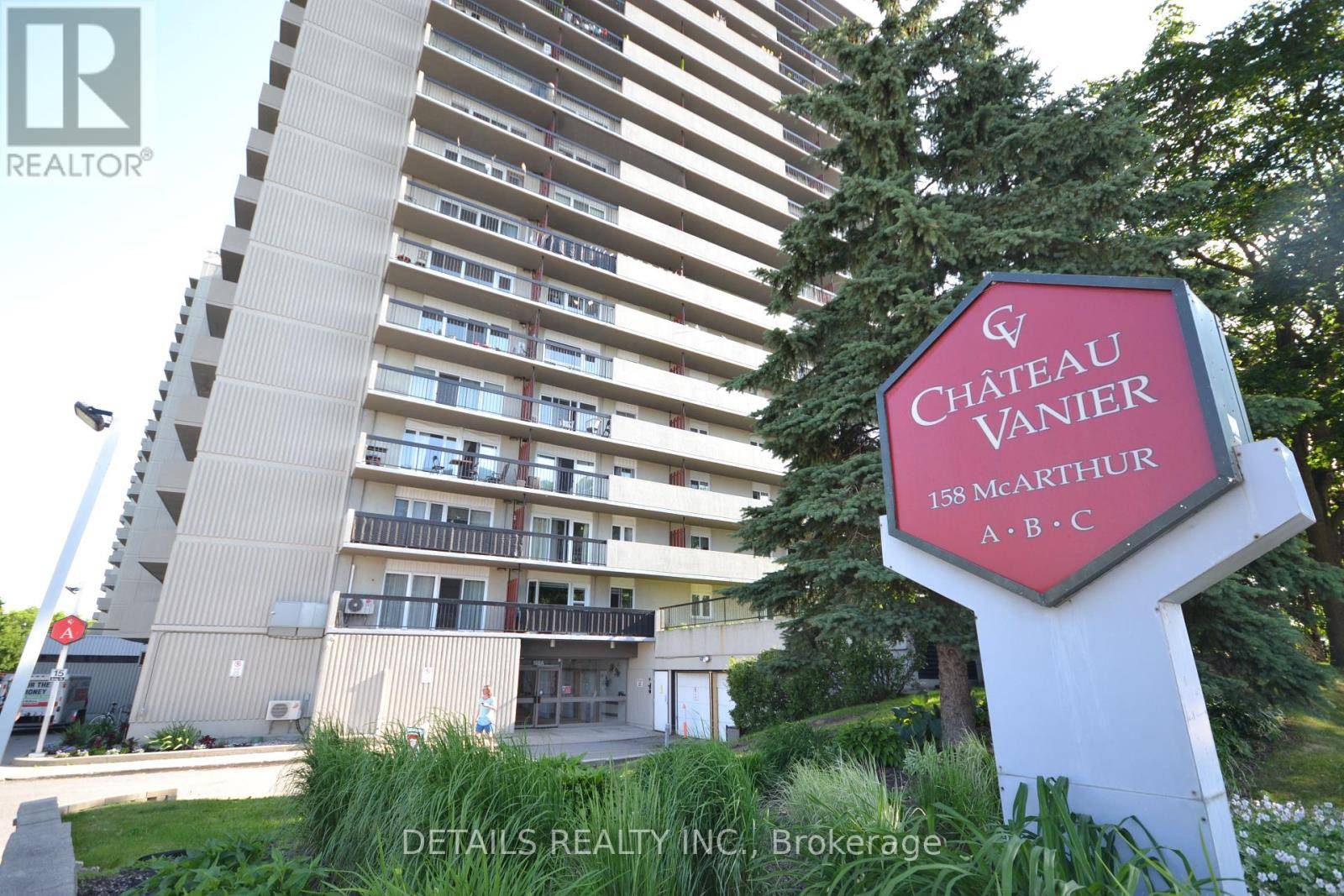 158A Mcarthur AVE #1507, Ottawa, ON K1L7E7