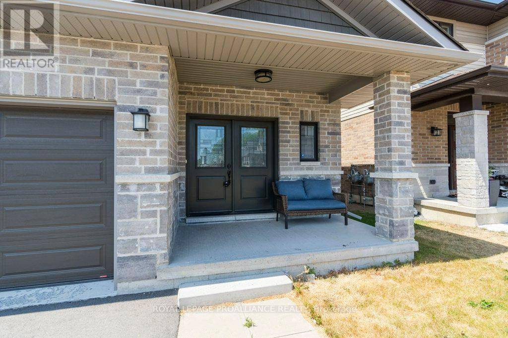 Belleville (thurlow Ward), ON K8N0B2,40 COTTONWOOD DRIVE