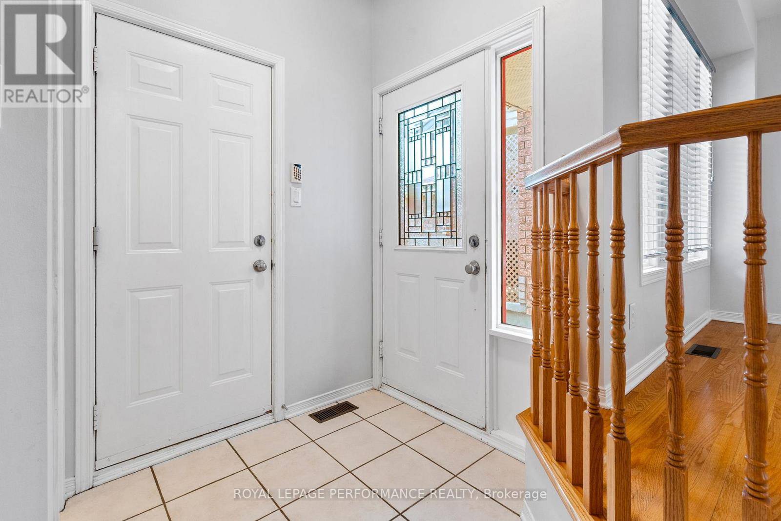Ottawa, ON K1J1E8,1308 SILVESTRI CRESCENT