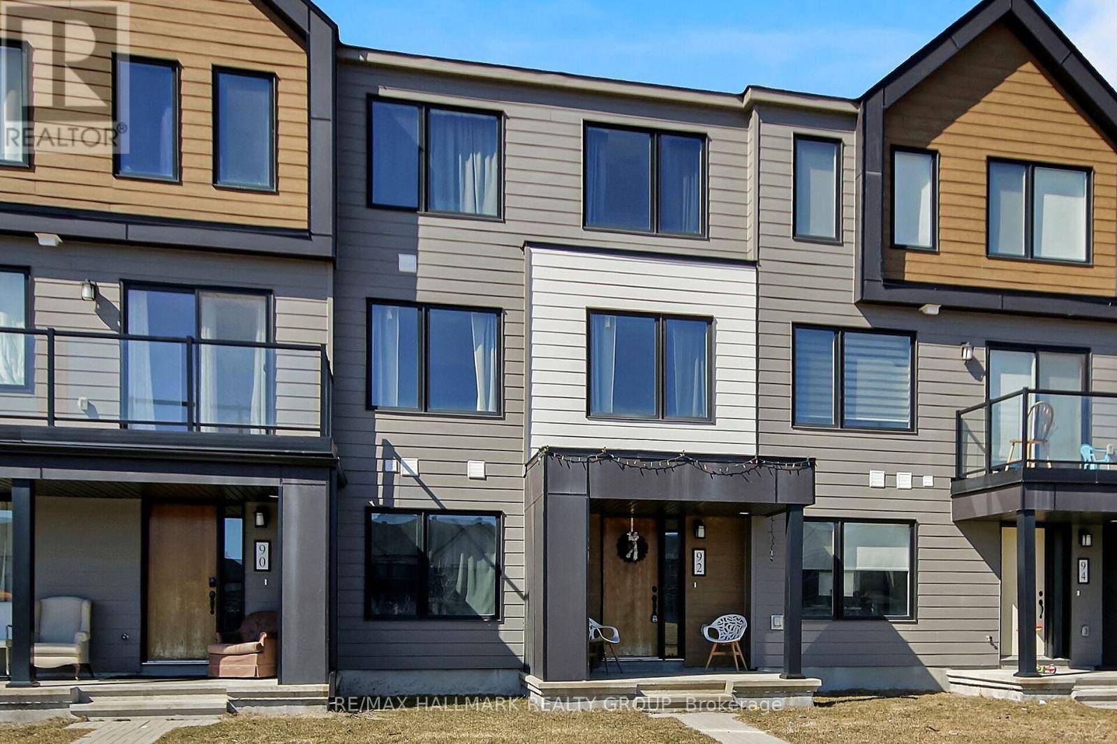 Ottawa, ON K2J7B4,92 KYANITE LANE